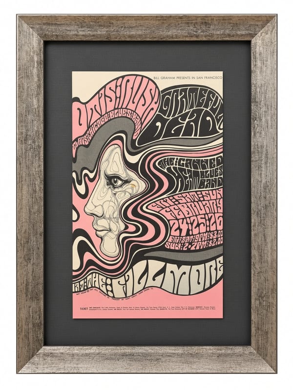 Stretched canvas with gallery-style finishing